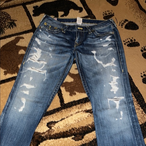 True Religion Distressed Vintage jeans. Hard to find. 32
